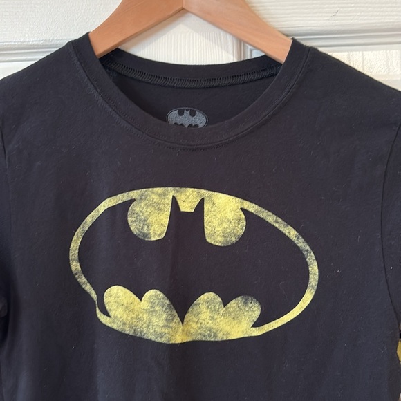 DC Comics Batman TShirt - Picture 3 of 4